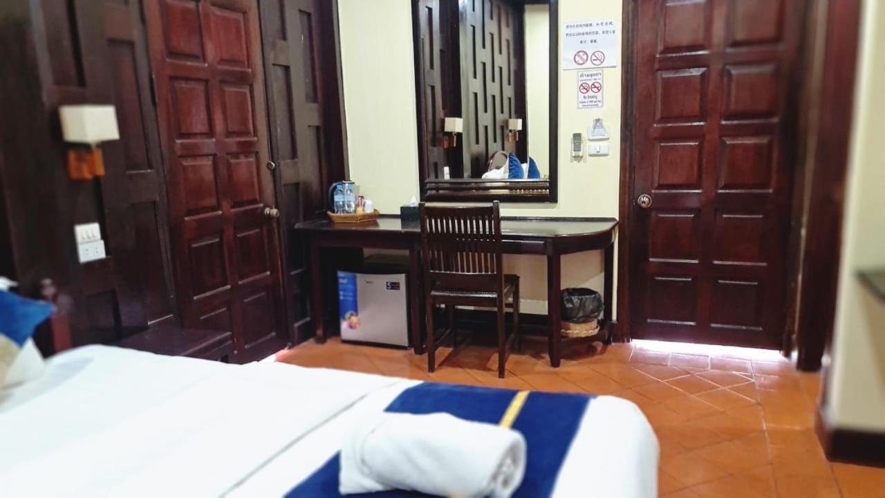 Villa Le Tam Tam Boutique Hotel Luang Prabang Bagian luar foto